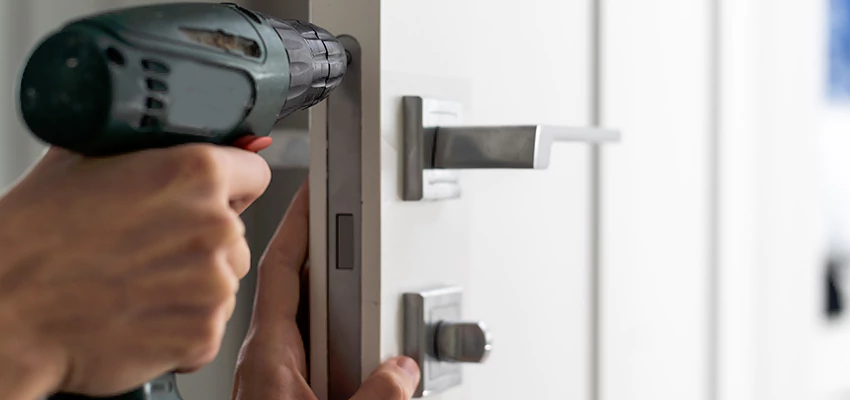 Locksmith For Lock Replacement Near Me in Hillside, NJ