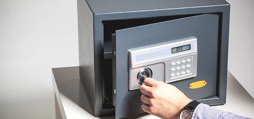 Jewelry Safe Unlocking Service in Hillside, New Jersey